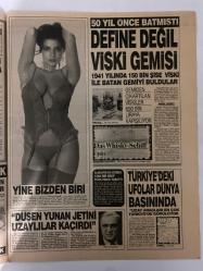 BUGÜN 2 GAZETESİ - 13 MART 1991 - TAM TAKIM 8 SAYFADIR -Murat Balık - Derya Vural - Melda Tuncel - Nihat İşiten - Arma Türkven - Prof. O’Connor - Haktan Kral - Necdet Tokatlıoğlu - Vedat Gençtürk - Füsun Önal - Şemsi İnkaya - Nilüfer Konar - Mehmet Altuntaş - Nuri Ünder - Nuik - Recep - Kalkavan - Milne - Kamuran Gürün - Nefesi Güçlü Hoca - Emir Büyükelyazıcı - Vahşi Avcı - Artık Özgür - Yasak Aşk Gençliğini Bitirdi - Define Değil Viski Gemisi - Dünyanın Esrarlı Bölgesi: Gelibolu - Şeytanların Kraliçesi - İlk Defa’ya Dikkat - Beşiktaş da Muskalandı - Avlanırken Kaza ile Vurduğu Arkadaşını Cayır Cayır Yaktı - Düşen Yunan Jetini Uzaylılar Kaçırdı - Türkiye’deki UFO’lar Dünya Basınında - Kan Kardeşi Kucağında Can Verdi - İşte Niyazi - Cinsel Sorunlarınız - Aşık Gavatı - Kinamayın Dostlar - Vardır Elbet Bir Bildiği - Dikiz Aynası - Şoför Dostu - Karikatür: Üner Önder - Nuik