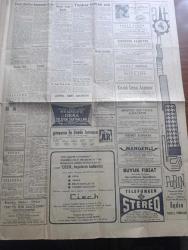 Hürriyet Gazetesi - Turkish Newspaper - 20 Aralık 1960 - Peter Zoraniç tankerindeki müthiş infilak etrafı sarstı fotoğraf - boğazda birçok evlerin camları kırıldı korkunç bir şekilde yayılan yangın güçlükle önlendi - biri Amerika'da biri de Almanya vuku bulan Asrın en büyük hava faciası fotoğraf - Peter Zoraniç tankeri denizi de yaktı fotoğraf - Yüksek Seçim kurulu Başkanı Recai Seçkin - yeraltındaki sularda kayda tabi tutulacak - yassıada'daki sanıklar birer kazazede imiş - yazışmalar öz Türkçe olacak - Behiye Aksoy'un yeni okuduğu plaklar Şençalarda - Necla Engin Çin pavyonunda - Ayşecik şeytan geçti başrolde Zeynep Değirmencioğlu Eşref Kolçak Belgin Doruk Hulusi Kentmen yeni melek ve İnci sinemasında - büyücüler de siyasete karışıyor - Sevim Şenöz'ün yeni okuduğu plak Şençalarda - Fenerbahçe Beşiktaşla pazar günü karşılaşıyor - Galatasaray Kulübü Dün bir bayram günü yaşadı - Fenerbahçe umumi kaptanı Niyazi Sel dün istifa etti -  Metin Oktay fotoğraf