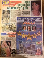 ŞEY HAFTALIK MAGAZİN GAZETESİ DOĞUM GÜNÜ HEDİYESİ  ( Turkish Newspaper ) - 30 MAYIS 1983 - TAM TAKIM 12 SAYFADIR -Ajda Pekkan çılgın gibi Amerika’ya gitti-Ferdi Tayfur Kaset ilanı-Ferdi Tayfur-Bülent Ersoy-Hacı Atakaya-Gönül Yazar-İbrahim Tatlıses-Derya Tuna-Neslihan-Nazan Şoray-Nesrin Topkapı-Akın Uğurlu-Mehtap Ar-Ayberk Şen-Keriman Tutkun-Gülsen Akkaya-Barış Manço-Doğukan Manço-Nurcan Gürgütay-Orhan Gencebay-Ayşe Mine-Levent Eruygun-Adana-Mine Mutlu-Mine Soley-Seda Sayan-Tan Zaman-Nilüfer-Onno Tunç-Sezen Aksu-Ayşegül Aldinç-Talat Bulut-Deniz Uğur-Ezgi Tayan-Ertan Tüney-Ferdi Tayfur’u Polis Koruyor-Ürküten Sevgi-Rezalet-Bülent Ersoy’u Yaktılar-Konser Mafyası’nın Eline Düştü-Gönüller Fatihi Ferdi Tayfur’un Beklenen Plağı-Orhan Gencebay Eski Karısı ile Minibüste Buluştu-Erkek Milleti Ayşe Mine’ye Ateş Püskürüyor-Kraliçelik Tacı İki Gün Sonra El Değiştirdi-Hayali Şakacıktan Gerçekleşti-Aralarına Girin Ama Birşey Tutmayın-Sevda Ferdağ röportajı-Beni Onno’dan Sezen Aksu Ayırdı-Yolları Aşk