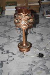 MÜKEMMEL GÜZELLİKTE TAMAMIYLA ORJİNAL BAKIRDAN YAPILMIS FULL EL İŞİ İŞLEMELİ ABAJUR (ANAHTARLIK KOLİSİ