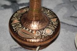 MÜKEMMEL GÜZELLİKTE TAMAMIYLA ORJİNAL BAKIRDAN YAPILMIS FULL EL İŞİ İŞLEMELİ ABAJUR (ANAHTARLIK KOLİSİ