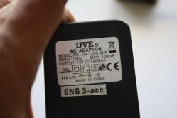 ADAPTÖR 12V 1000MA FANLA BERABER   ADAPTÖR SORUNSUZ ADAPTÖR (VALİZ