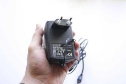 ERICSSON PI-41-356V ORJINAL VINTAGE CEP TELEFON SARJ CIHAZI SAGLAM SORUNSUZ     ADAPTÖR SORUNSUZ ADAPTÖR (VALİZ