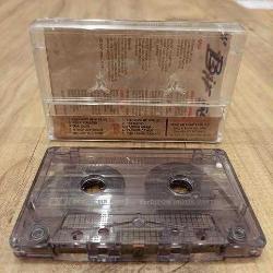 FERDİ TAYFUR DÜNYA KASET FARKLI KAPAK KIRMIZI BANDROL