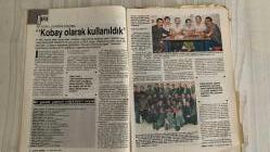 2000 İKİBİN’E DOĞRU AKTÜALİTE DERGİSİ – SAYI 34 – 14 AĞUSTOS 1988 – 64 SAYFA 200 TUTUKLUYA GÜNDE 30 İĞNE – “KOBAY OLARAK KULLANILDIK” – “DAL”DA İŞKENCE GÖREN TUTUKLUNUN RECEP ERGUN İLE RÖPORTAJI – TUTUKLULARIN İFADELERİ: TEDAVİ Mİ, DENEY Mİ? – TUTUKLULARIN BEDENİNE ZORLA MÜDAHALE – İŞÇİLERİN GÖZÜYLE SENDİKAL MÜCADELE – KADINLARIN GÜNLÜK YAŞAMI – KÜLTÜR-SANAT – SEMİH POROY – CEMAL SÜREYA – KAPAK – TÜRKİYE – İŞÇİ-SENDİKA – DÜNYA – KÜLTÜR-SANAT – YAZI VE ÇİZGİLERLE  RECEP ERGUN – DOĞU PERİNÇEK – NECATİ CUMALI – SEMİH POROY – CEMAL SÜREYA – MELİH CEVDET ANDAY – ŞAHAP BALCIOĞLU – NİHAT BEHRAM – HALİL BERKTAY – HÜSEYİN BÜLBÜL – SERHAN BOLLUK – NEYYİR KALAYCIOĞLU – SÜLEY PERİNÇEK – ASAF GÜVEN AKSEL – ROZERİN DOĞAN – ALİ KARŞILAYAN – DENİZ KAVUKÇUOĞLU – TUNCA ARSLAN – GÜLDEN AYDIN – SEVİL BASTÜRK – ASUMAN BAYRAK – AYŞE BENGİ – TÜRKAN DEMİR – TAKİ DOĞAN – SABİHA ERDEM – KAMİL ERDOĞDU – ALİ HASDEMİR – HÜRRİYET KARADENİZ – HÜSEYİN KALKAN – NURAY MESTCİ – FENNİ ÖZALP – OĞUZ SAKALLI – MELTEM SAVCI