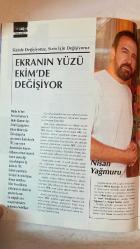 RADYO TELEVİZYON AYLIK HABER YAYIN DERGİSİ - EKİM 2000 SAYI: 137 YÜCEL YENER - MÜJDE AR - ERDAL ÖZYAĞCILAR - KUDRET SABANCI - HÜLYA KOÇYİĞİT - ZEKİ ALASYA - CİHAN ÜNAL - PERRAN KUTMAN - AYDAN AYBAR - TALAT BULUT - AYTAÇ ARMAN - HANDE ATAİZİ - FERİDE ÇİÇEKOĞLU - EROL HIZARCI - AYNUR ÇELİKCAN - GÜVEN AKSU - AHMET SELİM SABUNCU - NEŞET ERTAŞ - MUHARREM ERTAŞ - MERAL NAYMANER - DİDEM DOLANBAY - SEMA OK - L.FUNDA ŞENOL - LEVENT CANTEK YENİ YAYIN DÖNEMİ: “SİZİNLE DEĞİŞİYORUZ, SİZİN İÇİN DEĞİŞİYORUZ” - TRT’DE BOMBA DİZİLER: NİSAN YAĞMURU, ÜZGÜNÜM LEYLA, KARAKOLDA AYNA VAR, BAYKUŞLARIN SALTANATI, DEDEM GOFRET VE BEN, TUTKU ÇEMBERİ, KURŞUN KALEM, YEDİ NUMARA, ONA BAKMA BANA BAK, NASIL EVDE KALDIM - BELGESELLER VE GENÇLİK DİZİLERİ - KONAKTAN BARINAĞA: TOPLU KONUTLARIN YALNIZLIĞI - PRAG’DA UYANMAK: AHMET SELİM SABUNCU’DAN GEZİ YAZISI - NEŞET ERTAŞ İLE SÖYLEŞİ: BOZKIRIN TEZENESİ - HASAN ALİ KASIR’IN ARDINDAN - ANADOLU ÜNİVERSİTESİ İLETİŞİM BİLİMLERİ FAKÜLTESİ - MEŞRUT - TAM TAKIM EKSİKSİZ 74 SAYFA