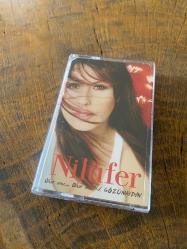 NİLÜFER - OLUR MU OLUR MU / GÖZÜNAYDIN - KASET
