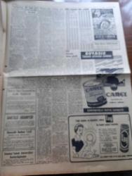 Yeni Sabah Gazetesi - Turkish Newspaper - 8 Haziran 1958 - ya Taksim ya Ölüm parolası bugün Beyazıt meydanında tekrarlanacak - Kıbrıs için miting var - bugün yapılacak Kıbrıs mitingi için gençlik Dün bütün gün hazırlandı hazırlanan dövizler fotoğraf - Türk milletinin kalemiyle Atatürk - Sirkeci ile Karaköy arasında düşen adanın da yıkım işi tamamlanmak üzere fotoğraf - Hürriyet Partisi bir tebliğ yayınladı - De Gaulle kabinesine bir müslüman giriyor - Cafer ile Hürmüz karikatür çizen Altan Erbulak - Hayk Hammer çizen Oğuz Aral - İpa İstanbul gıda pazarı - Hz Muhammed'in üç aşkı yazan Nezihe Araz Yazı Dizisi - Lana Turner rejisörü ile beraber fotoğraf - yugoslavya'daki Sovyet taraftarları temizleniyor - İtalyan yıldızları Amerika'ya kaçıyor fotoğraflar - Kartal yuvası yazan Zuhal Madenci Yazı Dizisi - Camel Süperlux boya - Fenerbahçe Galatasaray'ı  3 2 yendi - maçın kahramanlarından Avni Kalkavan fotoğraf - Kırkpınar sona eriyor - Çetin Şahiner yüksekte 1.99 metre ile tek birinciliği