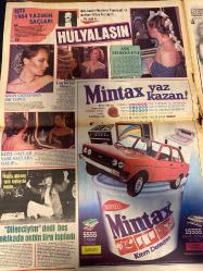 ŞEY HAFTALIK MAGAZİN GAZETESİ DOĞUM GÜNÜ HEDİYESİ  ( Turkish Newspaper ) - 28 MAYIS 1984 -TAM TAKIM 14 SAYFADIR -Zeki Müren-Sami Gumay-Nursal Tekin-Yaprak Özdemiroğlu-Gönül Yazar-Osman İşmen-Beyhan Baysal-Filiz Fersan-Mehtap Deniz-Neriman Bayındır-Mehmet Yüzük-Behiye Eraksay-Hülya Koçyiğit-Muammer Yaprakgül-Atila Alasoy-Ahu Tuğba-Burçin Oraloğlu-Hülya Avşar-Nükhet Duru-Küçük Ağa-Şakir Akıncı-Müjgan Suveren-Süheyl Batum-Sezer Güvenirgil-Adnan Şenses-Hüseyin Kaplan-Kenan Pars-Ani İpekkaya-Kenan Pars-Markan Selin-Gönül Turgut-Lale Mansur-Barış Manço-Lale Manço-Sümer Dundar-Emel Sayın-Atilla Özdemiroğlu-Nazan Ayten-Basketbolcu Naci-Tolga Savacı-Gülsen Aksan-Defne Yalnız-Müjgan Yalnız-Artık ölebilirim-Yaprak’ı üç erkek kapattı-Zeki Müren’in hayat öpücüğü-Hülyalasın-Asillik maskesi düştü-Dayaklık kadınların ahı tuttu-Beni kimse satın alamaz-Bir film daha yakıldı-Ana-kız yaza hazırlanıyor-Samata kürsüsüne Sezer çıktı-Adnan Şenses beş şefkatli yuva arıyor