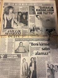 ŞEY HAFTALIK MAGAZİN GAZETESİ DOĞUM GÜNÜ HEDİYESİ  ( Turkish Newspaper ) - 28 MAYIS 1984 -TAM TAKIM 14 SAYFADIR -Zeki Müren-Sami Gumay-Nursal Tekin-Yaprak Özdemiroğlu-Gönül Yazar-Osman İşmen-Beyhan Baysal-Filiz Fersan-Mehtap Deniz-Neriman Bayındır-Mehmet Yüzük-Behiye Eraksay-Hülya Koçyiğit-Muammer Yaprakgül-Atila Alasoy-Ahu Tuğba-Burçin Oraloğlu-Hülya Avşar-Nükhet Duru-Küçük Ağa-Şakir Akıncı-Müjgan Suveren-Süheyl Batum-Sezer Güvenirgil-Adnan Şenses-Hüseyin Kaplan-Kenan Pars-Ani İpekkaya-Kenan Pars-Markan Selin-Gönül Turgut-Lale Mansur-Barış Manço-Lale Manço-Sümer Dundar-Emel Sayın-Atilla Özdemiroğlu-Nazan Ayten-Basketbolcu Naci-Tolga Savacı-Gülsen Aksan-Defne Yalnız-Müjgan Yalnız-Artık ölebilirim-Yaprak’ı üç erkek kapattı-Zeki Müren’in hayat öpücüğü-Hülyalasın-Asillik maskesi düştü-Dayaklık kadınların ahı tuttu-Beni kimse satın alamaz-Bir film daha yakıldı-Ana-kız yaza hazırlanıyor-Samata kürsüsüne Sezer çıktı-Adnan Şenses beş şefkatli yuva arıyor