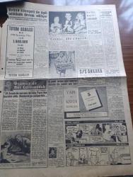 Yeni Sabah Gazetesi - Turkish Newspaper - 20 Mart 1958 - Üsküdar vapuru Dün çıkarıldı - Gemide ikisi mürettebattan dört ceset daha bulundu - Yarbay Vedat Dora idaresindeki ekibin aralıksız çalışmasıyla Üsküdar vapuru faciadan 19 gün sonra kurtarılmış oldu fotoğraf - Kıbrıs'ta 3 bomba daha infilak etti - gizli radyo Demirperde gerisinden yayın yapıyor - Reisicumhur Celal Bayar Topkapı müzesi'nde Kanuni Sultan Süleyman devrine ait eserleri ve eşyaların bulunduğu daireyi yazıyor fotoğraf - Yılın yıldızları Gina Lollobrigida Horst Buchholz Ve Maria Schell Fotoğrafı - Vita - burç falınız - Cafer ile Hürmüz karikatür çizen Altan Erbulak - Hayk Hammer çizen Oğuz Aral - Irak Ürdün anayasası ilan edildi - Modaspor Galatasaray'ı 66 50 mağlup etti - Yağmur sebebiyle Galatasaray Göteborg maçı oynanmadı fotoğraf - Vefa Kulübü umumi kaptanı Muhteşem Kural istifasının sebebini açıklamadı - Vefa ve Vefalı yazan Sabri Kiraz - Türkiye Fransa Ordu maçı bugün - İrlandalı atlet Ron Delaney rekor kırdı foto