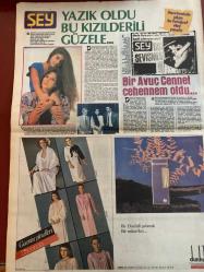 ŞEY HAFTALIK MAGAZİN GAZETESİ DOĞUM GÜNÜ HEDİYESİ  ( Turkish Newspaper ) - 9 KASIM 1985 -TAM TAKIM 12 SAYFADIR -Hülya Yiğitalp-Ece Bakar-Mustafa Topaloğlu-Leyla Somer-Meral-Cihan Ünal-Hüri Sapan-Mine Koşan-Yüceses-Emel Sayın-David Younes-Murat Eşgi-Harun Yücel-Hülya Avşar-Nihat Fırat-Haldun Dormen-Gülistan Gani-Leyla Önder-Bedia Bayan-Deniz Arkul-Tülay Türe-Beni de sattılar-Nasıl pavyona düştüm-İğrenç iftiradan zor kurtuldu-Yazık oldu bu Kızılderili güzele-Bir avuç cennet cehennem oldu-Ferdi Özbeğen-Erkek butiğini ünlü kadınlar açtı-Kupaya tayini çıktı-Sultan kış uykusuna yattı-Bağdat’a Meral geldi-10 konsere bir Camaro-Oooo bu ne değişim-Yüceses hala yüce-Bir evlilik masalı-Kendi kazandı size de kazandıracak-Yarası olan düşünsün