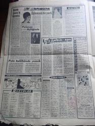Yeni Sabah Gazetesi - Turkish Newspaper - 22 Aralık 1963 - Doktor Fazıl Küçük bütün dünya basınını yardıma çağırdı - Kıbrıs'ta rum polisler 2 Türk'ü öldürdüler - Türk liderler hadiselerden Rum İçişleri Bakanı Polycarpos Yiogradjis ile Kıbrıs polis idaresini mesul tutuyor - Aşık Olan Amerikalı Çavuş sayesinde 2 genelev kadını yakında Amerika'ya gelin gidiyor fotoğraf - 2 kabadayı grubu Arap Nasri Ve Neco bir gazinoda kapıştı - Dışişlerinden Rahmi Gümrükçüoğlunun evlilik yıldönümü münasebetiyle yaptığı Parti - Fenerbahçe İzmirsporu mağlup edemedi - Beşiktaş altay'a puan kaptırdı - güreşte Ruslarla bu gece karşılaşıyoruz - genç kızların sevgilisi Tamer Yiğit fotoğraf - Türkan Şoray ve Tamer Yiğit fotoğraf - Semra Sar ve Ahmet Mekin'in aşk sahnesi için vinç getirtildi fotoğraf - balık gözlü sanatkar Gülriz Sururi fotoğraf - Kerim Afşar kanaryası ile fazla meşgul fotoğraf - Tümay Tuncalp üç öfkeli genç filminde fotoğraf - bu yılın en başarılı ekibi Feriköy -  Fenerbahçe kaptanı Şeref Has