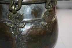 ANTİKA Eski Dönem Dövme Elyapımı Bakır BAKRAÇ   DETAYLAR RESIMLERDE (KIRMIZI KASA 1