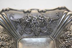 ORJİNAL BAKIR SÜPER SUNUMLUK COK KALIN GÜMÜŞ KAPLAMA DETAYLAR RESIMLERDE   (KIRMIZI KASA 1