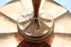 BAKIR VAZO TABAĞI İLE BERABER  SÜPER ÜRÜN DETAYLAR RESIMLERDE  (ALİ KOLİSİ