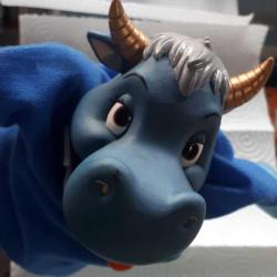 EL KUKLASI  BOĞA  ( Boğa Kısmı Hafif Sert Plastik )