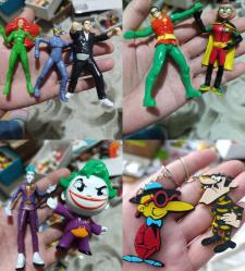 ÜCRETSİZ KARGO. Nostalji koleksiyon vintage retro hobi reklam promosyon. Çizgi film animasyon kahramanları karakter figür oyuncak set joker Robin kedi kadın vb. Ve TipiTip Joe dalton anahtarlık süs