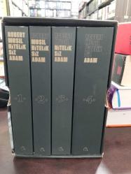 NİTELİKSİZ ADAM - 4 CİLT TAKIM