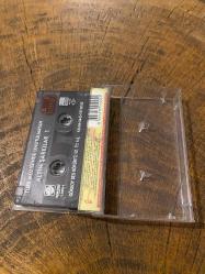 TÜRK MÜZİĞİNDE UNUTULMAYAN ALTIN ŞARKILAR 1 - KASET