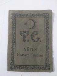 T. C. Nüfus Hüviyet Cüzdanı - 1948   ( 1948 AMASYA MERZİFON NÜFUS İDARESİNE KAYITLI Mustafa Necat Öncül'e ait  )