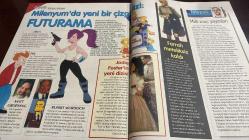 HÜRRİYET TV MAGAZİN DERGİSİ - 30 EKİM 1999 -MEMOLİ - SİBEL - SEREN SERENGİL - EMRAH - DEMET ŞENER - ÖZCAN DENİZ - NİLÜFER BIYIKLI - EROL CANDABAK - VELİ ÇELİK - ŞEVVAL SAM - FİKRET HAKAN - SELİN TOKTAY - ŞEBNEM ÖZİNAL - EBRU GÜNDEŞ - KEREM ALIŞIK - MEHMET ALİ ALABORA - MELTEM CUMBUL - NİHAT DURAK - HUYSUZ VİRJİN - ATİLLA SARAL - GÜLBEN ERGEN - EFE ÖNBİLGİN- MEMOLİ'NİN İLGİNÇ KEDİ OPERASYONU - SİBEL'İN AŞKINA ÇENGEL - EKRAN KURNAZI SEREN - KADINLARA DÜŞMAN - RADYO FOREKS'TE COŞKU - PROTESTO - HEM SUNUYOR HEM SOYUNUYOR - EBRU İLE KEREM YENİDEN BULUŞTU - HUYSUZ DELİKANLI - HEDEFİMİZ TÜM TÜRKİYE - EROL IŞIK - BÜLENT ECEVİT - AHMET TANER KIŞLALI - EBRU GÜNDEŞ - SERDAR ORTAÇ - EMRAH - SEREN SERENGİL - DEMET ŞENER - ÖZCAN DENİZ - NİLÜFER BIYIKLI - EROL CANDABAK - VELİ ÇELİK - ŞEVVAL SAM - FİKRET HAKAN - SELİN TOKTAY - ŞEBNEM ÖZİNAL - KEREM ALIŞIK - MEHMET ALİ ALABORA - MELTEM CUMBUL - NİHAT DURAK - HUYSUZ VİRJİN - ATİLLA SARAL - GÜLBEN ERGEN - EFE ÖNBİLGİN - EKRAN DÖNÜYOR - BİR ŞE  - 34 SAYFA