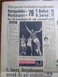 Yeni Sabah Gazetesi - Turkish Newspaper - 25 Ocak 1959 - Küçükyalı Neşe sinemasında geceki facia - Neşe sinemasının enkazı altında 50 kadar ölü olduğu tahmin ediliyor - başvekil Adnan Menderes Karaşiye hareket etti fotoğraf - vilayet olacak kazalar - Fethi Çelikbaş Namık Gedik'ten izahat istedi - yeni Demokrat Parti İl Başkanı Kemal Aygün dün vazifesine başladı - Ingrid Bergman 3 çocuğuna kavuştu - Cafer ile Hürmüz karikatür çizen Altan Erbulak - Hayk Hammer çizen Oğuz Aral - Cezayirli milliyetçiler iki gün için de 29 fransızı öldürdü - Hz Muhammed'in torunları yazan Nezihe Araz Yazı Dizisi - Dario Moreno konserleri Atlas'da - ligin son büyük maçı Fenerbahçe Beşiktaş - Şeref Has - Can Bartu - Galatasaray Beyoğluspora ancak iki gol atabildi - Metin Oktay'a şeker sigortanın 100 bin liralık kaza sigortası - dün geceki basketbol maçlarında yazan Yalçın Granit - Fenerbahçe 76 Galatasaray 77 - Karagümrük 3.lüğünü tehlikeye düşürdü fotoğraf - 1. Profesyonel Lig puan cetveli -Modaspor namağlup