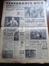 Yeni Sabah Gazetesi - Turkish Newspaper - 19 Kasım 1959 - Pakistan devlet reisi Eyüp Han Ankara'da Celal Bayar tarafından karşılandı fotoğraf - Pakistan Reisicumhurunu karşılama töreninde Ankara emniyet müdürünün otomobili iki kişiyi ezdi ezilen vatandaşlar derhal öldü fotoğraf - Londra'da kaza geçiren doçent Halide Dolu 17 bin tazminat alıyor - meşhur soprano Maria Callas boşandıktan sonra fotoğraf - Samsun'da 12 Nurcu dün ağır cezaya verildi - Saidi Nursi - CMKP kongresinde Osman Bölükbaşı sert konuştu fotoğraf - Cafer İle Hürmüz karikatür çizen Altan Erbulak - Hayk Hammer çizen Oğuz Aral - Audrey Hepburn moda yarattı fotoğraf - İttihat ve Terakki içinde dönenler Anlatan Galip Vardar Yazan Samih Nafiz Tansu Yazı Dizisi - Fenerbahçe Nice maçı 14.15'te başlayacak maçı radyo naklediyor - Nice takımını dikkatle seyreden Molnar fotoğraf - Galatasaray Adalet karşısında mağlubiyetten  güç kurtuldu fotoğraf - Karagümrük Vefa'yı rahat yendi - Nice beraberlik için oynayacak - Saim Kaur