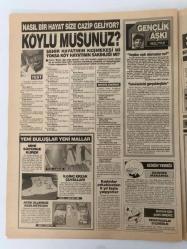 BUGÜN 2 GAZETESİ - 7 MART 1991 - TAM TAKIM 8 SAYFADIR -Melissa-Osman Müldür-Melike-Atila Karapınar-Pınar Karagöz-Kamil Özer-Üner Önder-Nuik Güzel Melissa neden susuyor-Esir Melissa Iraklı subaylar arasında 31 günü nasıl geçirdi-Melissa çok az şey söyledi ama ona yapılanlar çok iyi biliniyor işte 31 zor günün ilginç hikayesi-Katil yolcular-Otobüste kalp krizi geçiren adam yolcular yüzünden ölüp gitti-Ülser-Uysal apaçi-Ünlü yıldızın ilginç sözü-Fısıltı-Nasılsın yavrum-Anneler artık karındaki bebekle konuşabiliyor-Her yıl 20 dakika sultan oluyor-Meğer adam sapıkmış-Köylü müsünüz-Nasıl bir hayat size cazip geliyor-Yeni buluşlar yeni mallar-Mini süpürge kürek-İlginç erzak çuvalları-Artık elleriniz kesilmeyecek-Kadınlar erkeklerden 8 yıl fazla yaşıyor-Günün yemeği sarhoş makarna-Bugün için şans ibreniz bekar balıklar evlenebilir-Erkek işte böyle tavlanır-Bu yöntemi uygulayan kadınlar elinden erkek sinek bile kaçırmadı deneyin ve görün-Henüz 3 aylık evliydi-Canı koca-Bilezikleri için karısını