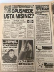 BUGÜN 2 GAZETESİ - 25 ŞUBAT 1991 - TAM TAKIM 8 SAYFADIR -Hülya-Şarkıcı Emel-Spiker Orhan-Kubilay Gülbeyk-Mualla-Hz. Muhammed-Zerrin Erdoğan-Prof. Dr. Yıldız Tümerdem-Carmelo Bago-Reha Erus-Saliha Aydın-Zülküf Dede-Nuriye-İbrahim Ayaz-Melike-Üner Önder-Nuik Korkunç intikam-Güzel Hülya AIDS bulaştırdığı sevgilisi tarafından öldürüldü-Katil zanlısı İranlı patron-Kocamı gerdek gecesi bağladılar-Hz. Muhammed’e de büyü yapmışlardı-Ölen kız tabutta canlandı-Regl-Kolejli kızlarda adet dönemi erken başlıyor-Bu kadın dövülür-Mucize-Bombalar camileri vuramadı-Arka koltukta aşk-Aşk kurbanı-İstediğin cinste doğur-Karım keçi oldu-Bana yüz çevirme Nuriye’m-Zülküf Dede karısı sandığı keçisini hoca hoca dolaştırıyor Gülmece güldürmece-Üner Önder-Nuik
