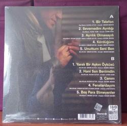 Yaralı Bir Aşkın Öyküsü (Plak) Hakan Altun