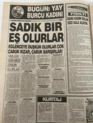 BUGÜN 2 GAZETESİ - 13 MAYIS 1991 - TAM TAKIM 8 SAYFADIR -Ayşel Koç - Ruşen Öztürk - Alaattin Gürirmak - Peter - Leydi Diana - Maradona - Laura Antonelli - Mesut Tunalı - Melike - Uğur - Üner Önder - Nuik - Z. Beyner - Maggy Thatcher - Brigitte - Renata - Önce Öldürdü Sonra Sevdi - 9 Canlı Adam - Bir Çok Ünlü Kokainin Pençesinde - Çıplaklık Denklemi - El Çıplak Şov Gösterisini Bile Matematik İle Hazırlıyor - Benzinli Otobüse Mazot Koydum - Tongaya Basar Mısınız - Gençlik Aşkı - Temiz İçme Suyu İçin - Cinsel Suçlarda Cezalandırma - Çapkın Patronlar - Top Nerede Bulun Kazanın - Gülmece Güldürmece - Maggy İntihar Edecek - Bir Kuşun Esiri Oldu - Kocalarımız Bile Bizi Karıştırıyor - Bir Genç Kız Kendi Cenazesine Gitti - Kokain İçenlerin Burunları Eriyor - Çok Ünlü Beyaz Zehirden Vazgeçemiyor - Kadının Günlüğü - Günün Yemeği Sebzeli Tavuk Güveç - 3 Soru 3 Cevap - Krank - Mafya Baba Türbosu - Gari Askerden Yeni Geldi