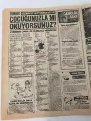 BUGÜN 2 GAZETESİ - 15 MAYIS 1991 - TAM TAKIM 8 SAYFADIR -Ali Hoca - Haluk Nurbaki - Dilek Kaykılar - Cinzy Yarmarz - Giovanni Basangni - Marisa Mistato - Adnan Kahveci - Macit Ermiş - Birol Kalaycı - Lütfiye Doğan - Melek Hanım - Üner Önder - Nuik - Gulezon - Harcler - Bugün 2 - Büyüden Nasıl Kurtulursunuz - Kocam Kadın Delisidir - Ölülerle Evlenmek Serbest - Telefonla Komşusunu Delirtti - Anne Adayları Bu Haberi Mutlaka Okuyunuz - Gökten İnene Milyarder - Jaws Gibi - Yolun Üstüne Düşen Kadın Kan İçindeydi - Kürtler Açlıktan Taş Gibi Oldu - Çocuğunuzla mı Okuyorsunuz - Menopoz Döneminde Çocuk - Bu Kadın Artist Değil Otomobil Hırsızı - Hapisten Çıktıktan Sonra Yine Otomobil Çalıp Kaçtı - Kızını İstemeye Gittiği Kadını Tabancayla Vurdu - Deli Mi Ne - Kadının Günlüğü - Gençlik Aşkı - Günün Yemeği Ezme Patates Salatası - 3 Soru 3 Cevap - İlginç Olaylar - Sadece Gözlük Takan Kadınlara Saldırıyordu - Gülmece Güldürmece - İdrar İçmenin Bir Faydasını Görmedik - Gulezon - Üner Önder - Nuik