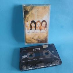 Bond / Born- Kaset