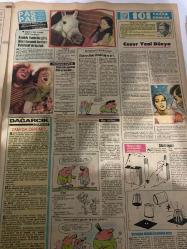 TERCÜMAN GAZETESİ İNCİ İLAVESİ DOĞUM GÜNÜ HEDİYESİ - 22 NİSAN 1984 - 6 SAYFADIR -Perihan Savaş-Tekin Akmansoy-Leman Cıdamlı-Berhan Şimşek-Sevim Ozun-Muhittin Ayan-Renna Fosforoğlu-Sabahat Işık-Pearl S. Buck-Neval Barlas-Dr. Kırman Şenel-Nevval Barlas-Aldous Huxley-Elizabeth Taylor-Jane Fonda-Ava Gardner-Eddie Fisher-Michael Wilding-John Warner-Montgomery Clift-Ziya Şafak Kaybolan Yıllarım-3 Altın Yarışma-Altın Makas-Altın Tığ-Seninle Yaşamak-İki Aşk Arasında-Rüya Uykunun Bekçisidir-Su Hayattır-Gerilim de Safra Kesesi Taşlarına Yol Açabilir-Kadın ve Ev-Ana Babalık Zor Sanattır-Saçlarınız Sağlığınızın Aynasıdır-Sağlığımız ve Biz-Bahar Yorgunluğu-Bir Hikaye Yıldırım Aşkı-Pas Pas-Zam da Dert mi-Cesur Yeni Dünya-Mavi Kuş-Menekşe Gözlü Yıldızın Nikah Albümü-Kırk Yedi Yıldır Adı Afişlerden Düşmedi-Keloglan-Kırkılar-Pasaklıgiller-Bay Ortadirek