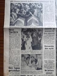Yeni Sabah Gazetesi - Turkish Newspaper - 10 Haziran 1960 - Hürriyet şehitlerimizi uğurladık - Hürriyet şehitleri için yapılan cenaze merasimi muazzam oldu fotoğraf - Nedim Özpulat Hürriyet için şehit düştü - Ankara'da da muazzam bir tören yapılacak - üniversite Dün açıldı - Kore tugayı geri çekiliyor - milli birlik komitesi teşrii vazife görüyor - Cafer ile Hürmüz karikatür çizen Altan Erbulak - Hayk Hammer çizen Oğuz Aral - 835 paso  iptal edildi - Ankara Üniversitesi Talebe Birliği Başkanı Yavuz Esmersoy hakkında dava açılacak - Dertli dolap Yunus Emre'nin hayatı yazan Nezihe Araz Yazı Dizisi - Dün Beyazıt meydanında bütün Bir milletin bütün bir memleketin kalbi atıyordu Fotoğraf - Nedim Özpulat Ve Turan Emeksizin cenazesi fotoğraf - adalet takımı kapanıyor - Altınordu PTT Ve Adana Demirspor Milli Lige girdi - Fenerbahçe Kongresi 26 Haziranda toplanıyor - Fenerbahçe  Beşiktaş son maça hazır - basketbol milli takımı tesbit edildi - baraj maçları puan cetveli - Feriköy Lucerne yenildi
