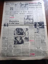 Yeni Sabah Gazetesi - Turkish Newspaper - 16 Ağustos 1960 - Akdeniz'de yeni bir devlet doğdu - dün gece saat 24'ten sonra Kıbrıs halkı Yeni devletin doğuşunu büyük sevinçle kutladı - devlet başkanımız Cemal Gürsel Kıbrıs cumhuriyetine saadet temenni etti - Kıbrıs Türkü mehmetçik'i bekliyor - milli birlik komitesi mesken ve kira mevzuunu görüştü - Demokrat Parti'nin feshedilmesi ile alakalı tahkikat - EOKA'cılar kutlamaya katılmadı - dünya güzeli Stella Marquez - Cafer ile Hürmüz karikatür çizen Altan Erbulak - Hayk Hammer çizen Oğuz Aral - sosyalist partisi kurucularından Alaattin Tiritoğlu ile diğer kurucular arasında anlaşmazlık - gençlik tiyatrosu turneye çıkıyor - enternasyonel tenis turnuvası başladı - Metin Oktay boşanma davası açıyor - 1960 Roma olimpiyatı - serbest ve grekoromen güreş takımları açıklandı - teniste Avustralyalı Stoile Enes Talay'ı güç yendi fotoğraf - Galatasaray yarın Feriköy ile oynuyor fotoğraf - yelkenci Erzin Demir de olimpiyata gidiyor - Fenerbahçe