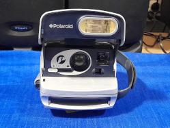 POLAROID 600 ŞİPŞAK FOTOĞRAF MAKİNESİ