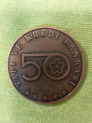 Atatürk  Kitaplığı Açılış Hatırası 1973 Yapı Kredi Bankası Hatıra Madalyon 6 cm.