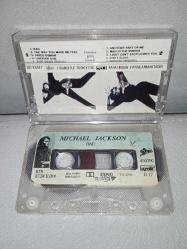 Kaset Michael Jackson bad albümü. Orijinal 1987 uzelli Kağıt Baskı. B3 şarkısında 4 saniye kayıp var.