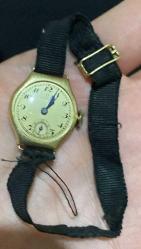 OMEGA ALTIN KADIN  KOL SAATİ