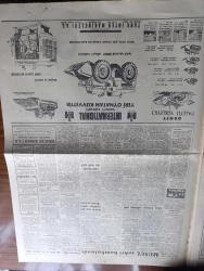 Yeni Sabah Gazetesi - Turkish Newspaper - 10 Mart 1959 - Musul şehri bombalandı - Bağdat Asi lider Abdülvehab Sevvaf'ın bombardıman'dan sonra öldürüldüğünü bildirdi fotoğraf - Nasır Kasım Çatışması - Irak ateşemiliterine göre  isyan bastırılmıştır - Grivas beklenen açıklamayı yaptı - İngiliz yıldızı Marlen Roscoe Türkiye'de film çevirecek - Sirkeci'de çarpışan bir otobüs ve bir tramvay yandı 23 kişi yaralandı fotoğraf - Irak'taki Asi lider Abdülvehab Sevvaf bir Kürt kabilesine mensup - Restore edileren Eyüp Sultan camii Başvekil Adnan Menderes'in de bulunacağı bir merasimle ibadet açılacak - Cafer ile Hürmüz karikatür çizen Altan Erbulak - Hayk Hammer çizen Oğuz Aral - Merkez bankası'nın 1958 bilançosu rekor seviyede - hazreti Muhammed'in torunları yazan Nezihe Araz Yazı Dizisi - Komili sabunları - Galatasaray Turgay Şeren'in bonservisini 60.000 olarak belirledi - Galatasaraylı Candemir sakatlığından dolayı kenarda arkadaşlarını izledi fotoğraf - Milli Takım kadrosu