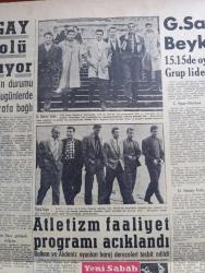 Yeni Sabah Gazetesi - Turkish Newspaper - 11 Mart 1959 - Irak'ta isyan bastırıldı - Asi Radyo Sustu - Sevvaf'la beraber birçok subay öldürülmüş - musul'da sokağa çıkmak yasak - On bir ayın sultanı Ramazan - Fransız bombası Gestapo'ya karşı - Makarios ilk defa Grivasla görüştü - fırınlar Dün özlenen Ramazan pidelerini satışa çıkardılar fotoğraf - Türk Irak hududu kapatıldı - Cafer ile Hürmüz karikatür çizen Altan Erbulak - Hayk Hammer çizen Oğuz Aral - İstanbul Ankara Radyosu Programı - Ford - kerbela'dan sonra yazan Nezihe Araz Yazı Dizisi - milli kaleci Turgay Şeren futbolu bırakıyor - Vefa ile liderlik müsabakasına çıkacak Galatasaraylılar hazırlıklarını tamamladı fotoğraf - Fenerbahçe kaptanı Naci Erdem Yarın idmana çıkıyor - atletizm faaliyet programı açıklandı - milli takım antrenörü Remondini - Adalet Kulübü anlaşamadığı futbolcularını satışa çıkaracak - Türkiye birinciliği çok sönük geçti yazan Yalçın Granit - O'Brien gülleyi 19.02 savurdu - Vefalı futbolcular fotoğraf