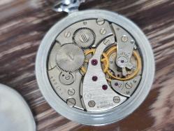 Molnija SSCB Cep saati. Köstekli Saat