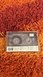 Emre Altuğ Sıcak Albüm Kaset