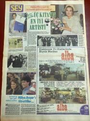 ŞEY HAFTALIK MAGAZİN GAZETESİ DOĞUM GÜNÜ HEDİYESİ  ( Turkish Newspaper ) - 13 ARALIK 1986 -TAM TAKIM 12 SAYFADIR -Sibel Turnagöl-Hülya Koçyiğit-Hülya Avşar-Derya Arbaş-Gülşen Bubikoğlu-Kenan Kalav-Gülcan Duru-Prenses Ahu-Deniz Erkanat-Nilgün Eroğlu-İsmail Kılıç-Yüksel Uzel-Ahu Tuğba-Müjde Ar-Asım Ekren-Osman Yılmaz-Müjgan Dinçsoy-Nadya Smolik-Coşkun Sabah-Hülya Sözer-Hüseyin Zeytinyağ-Müjdat Gezen-Nilgün Saraylı-Derya Baykal-Berfu Benay-Cemile Kutgin-Yasemin Kutsi-Bergen-Yıldırım Gürses-Atilla Arcan-Hülya Süer-Deniz Erkanat-Sami Hazines-Eray Yücel-Nazmi Özer-Caşan-Utanç veren babalık davası-Sibel Turnagöl evlilik dışı doğmuş-Dul Kraliçe’nin dramını ortaya çıkardık-İşte 20 yıldır gizlenen baba-Gençlik hatasının kurbanı Sibel oldu-Üvey kardeşleri modeli-Kraliçe olduğu gün uyandım-İbo perişan-En büyük torpilim sevgi dolu yüreğim-İşte üç kıtanın en iyi artisti-Hülya Avşar’ı titrettiler-Bu avukata can mı dayanır-Genç koca aileyi dağıttı-Şipşak Sevda-Bir hatırayı aşkısın-Vahşete son-Hopladı