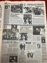 ŞEY HAFTALIK MAGAZİN GAZETESİ DOĞUM GÜNÜ HEDİYESİ  ( Turkish Newspaper ) - 22 ŞUBAT 1986 -TAM TAKIM 12 SAYFADIR -Necla Nazir-Olcay Zaimoğlu-Cüneyt Arkın-Muazzez Abacı-Kuzey Vargın-Hülya Sözer-Mehmet Ali Erbil-Gönül Akkor-Bahar Öztan-Ferdi Tayfur-Mine Koşan-Orhan Gencebay-Hamiyet Yüceses-Neşe Karaböcek-Selim Turan-Şükrü Karaman-Melahat Özbek-Osman Hattat-Selami Şahin-Meral İpek-Ahmet Hattat-Özlem Onursal-Alev Sayın-Hülya Koçyiğit-Zerrin Gözübüyük-Gökben-Sapık Necla Nazir’i öldürecekti-Sansasyon sömürüsü-İhtiyarlık bunalımı-Bağdat’ı fethetmeye gidiyor-Yasak aşk iş gezisinde-Milyonlar gidince akıl başına geldi-Gönül Akkor toptan değişiyor-Barut patladı Bahar yandı-Ferdi Tayfur haram oldu-Mine Koşan’ı Gencebay koşturuyor-Genelevde yas-Yerimizi dolduracak assolist gelmedi-Neşe Karaböcek’in Almanya topu Avşar kızı