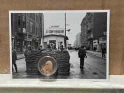 1961 Orjinal Berlin Duvarı Hatıra Parçalı Kartpostal - US Amry Checkpoint Charlie