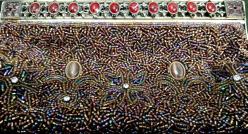 İNGİLİZ VENDULA MARKA AKİK VE KAPLANGÖZÜ TAŞ DETAYLI BONCUK İŞİ ÇANTA