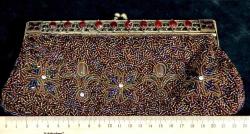 İNGİLİZ VENDULA MARKA AKİK VE KAPLANGÖZÜ TAŞ DETAYLI BONCUK İŞİ ÇANTA